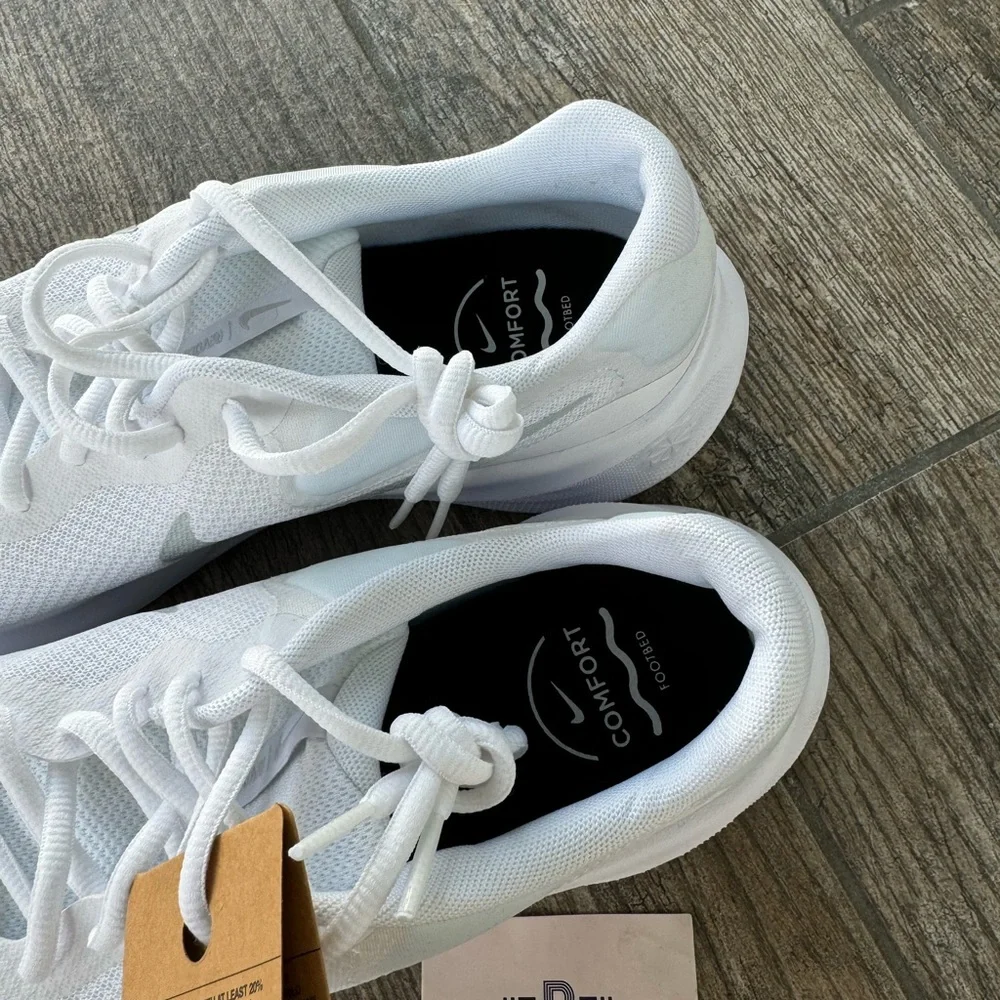 Brand New Nike Revolution 7 “White” Men's Running Shoes - Picture 7 of 12